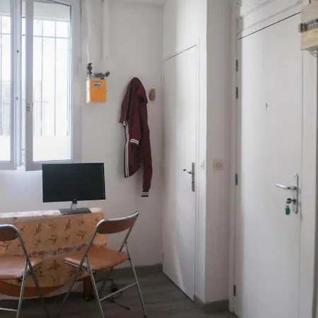 Getaway For 2 Nice 26 M Quietequipped In Paris